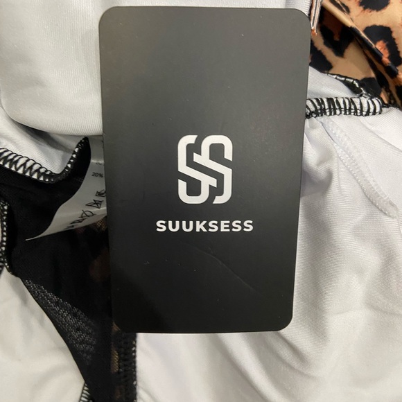 Leopard Print and Black Swimdress - Picture 9 of 9